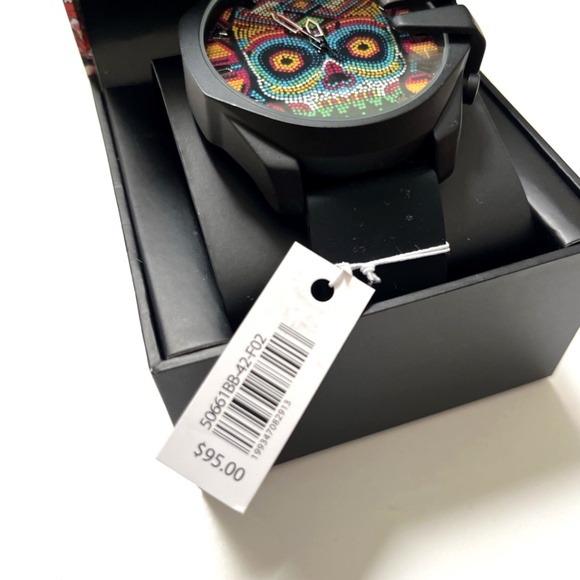 ED HARDY Oversized Skull Beaded Dial Wristwatch Color Black Silicone Strap Watch - Picture 7 of 8